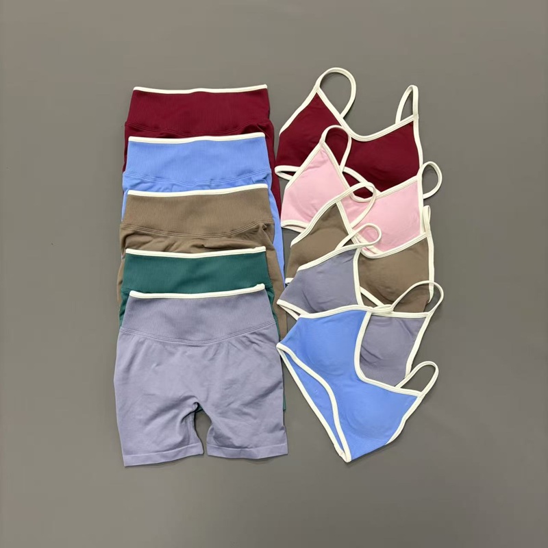 Ignite Yoga Fitness - 2 Piece Gym Set Women Scrunch
