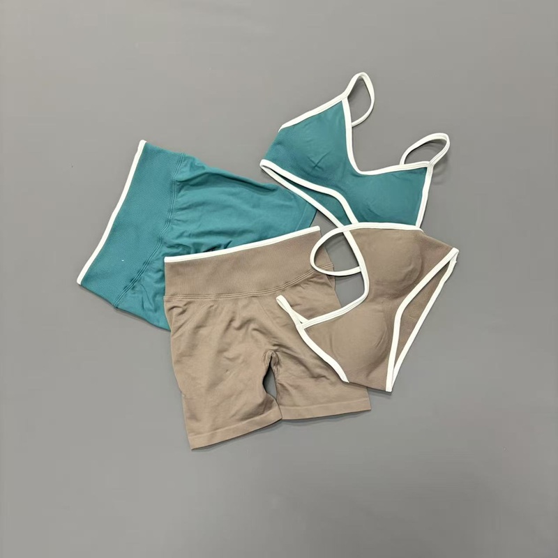 2 Piece Gym Set Women Scrunch  - Ignite Yoga Fitness review and price